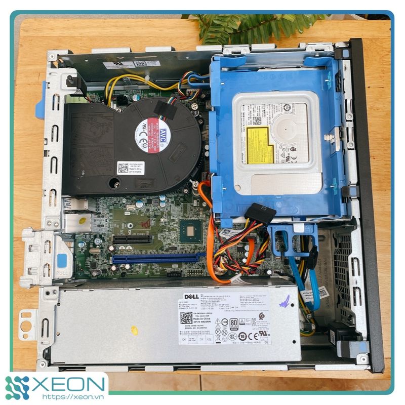 dell-7050-sff-3.jpg