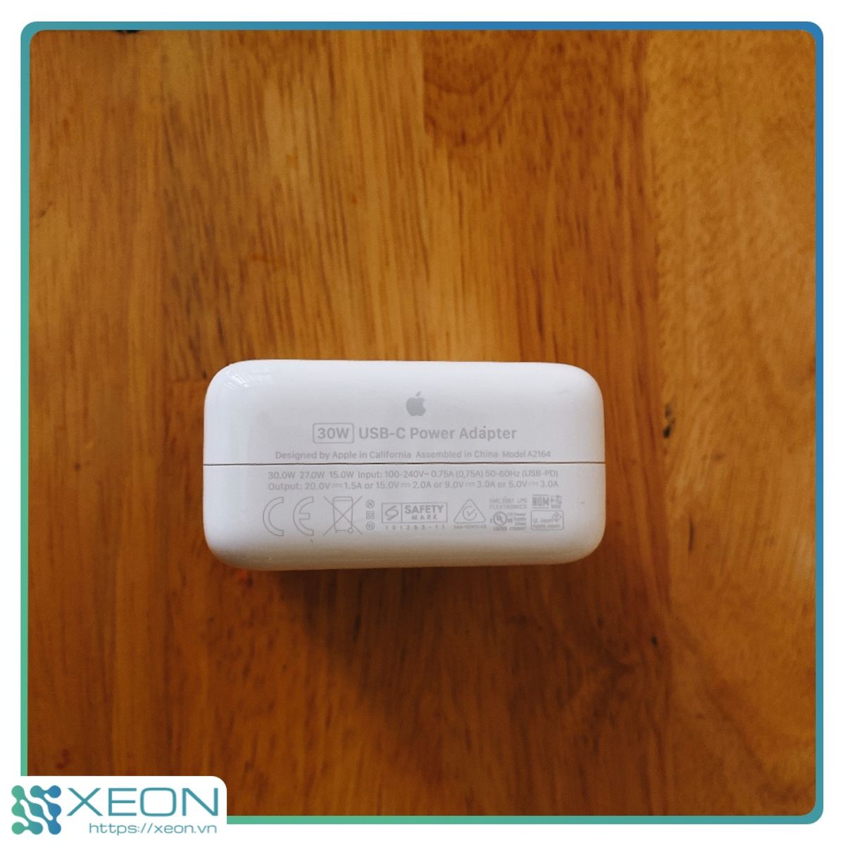 sac-30w-apple-1.jpg